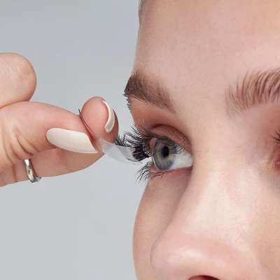 KISS Products ImPRESS Easy Tab Press On Self Adhesive Eyelashes - Classy Natural - 20ct 3 KISS Products ImPRESS Easy Tab Press On Self Adhesive Eyelashes - Classy Natural - 20ct