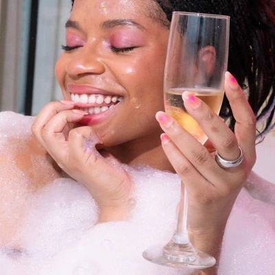 Chillhouse Fake Nails - Passion Punch - 24ct 7 Chillhouse Fake Nails - Passion Punch - 24ct - Image 5