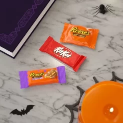 HERSHEY'S Kit Kat Assorted Halloween Candy Snack Size - 32.65oz/60pc -Target GUEST 338cf392 4cd1 4cbd affe ca394dfb44eb 1