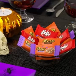 Reese's Kit Kat Assorted Halloween Candy Snack Size - 19.92oz/35pc -Target GUEST 48edf112 90b9 447b 870b 7185bf7d5f2b