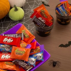 HERSHEY'S Chocolate Assorted Halloween Candy Snack Size - 21.8oz/40pc -Target GUEST 83e8e2e7 2ea1 4ac5 b724 9ab2facfd13b