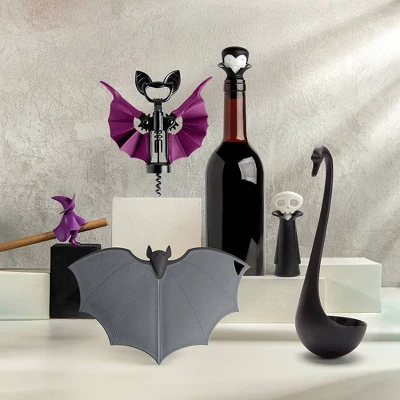 Ototo 4pc Spookelier Wine Saver Pump And Stoppers Plastic Wine Kit Black 5 Ototo 4pc Spookelier Wine Saver Pump And Stoppers Plastic Wine Kit Black - Image 3