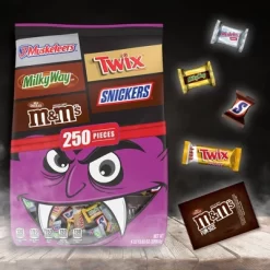 Mars M&M's, Snickers, Twix, 3Musketeers, & Milky Way Halloween Variety Bag - 77.63oz/250ct